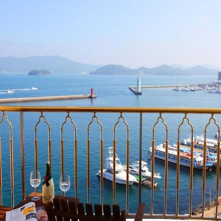 Tongyeong Bay Condo Hotel Exterior foto